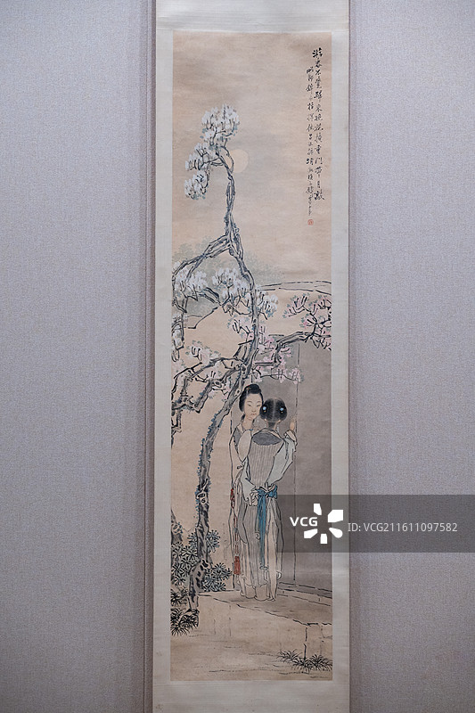 天津博物馆 清代后期人物画特展 清 钱慧安 人物仕女图屏 ‌纸本设色‌ 壬辰年（1892）59岁图片素材