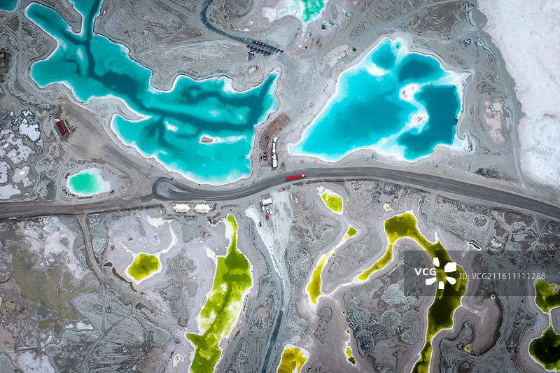 航拍大柴旦盐湖图片素材