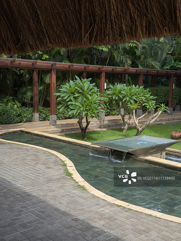 中国旅游城市海南三亚铂尔曼酒店艺装饰物件图片素材