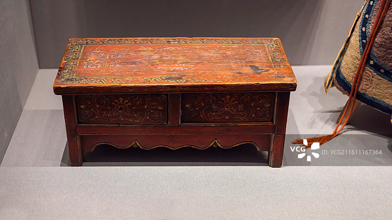 茶桌（内蒙古博物院馆藏清代文物）图片素材