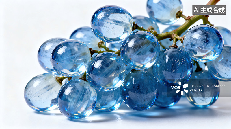 【AI数字艺术】蓝色玻璃葡萄透明质感装饰场景图片素材