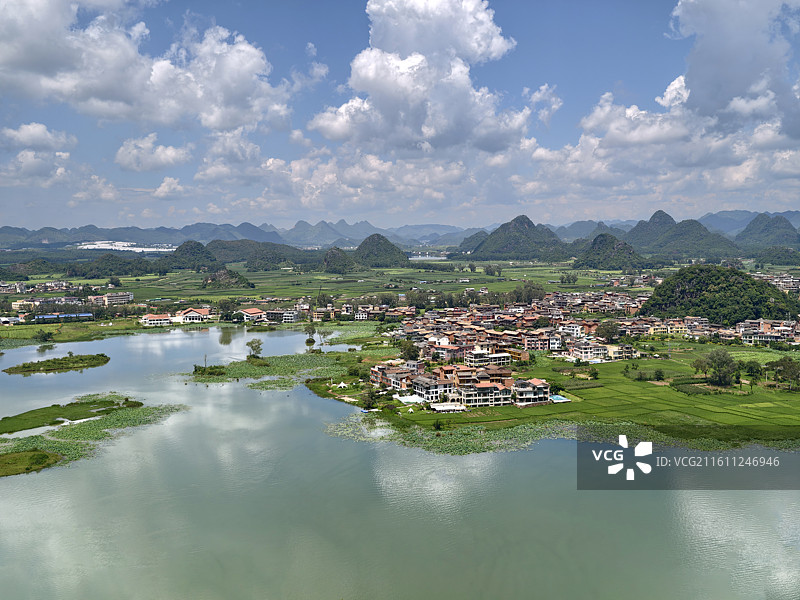 普者黑青龙山登高远望图片素材