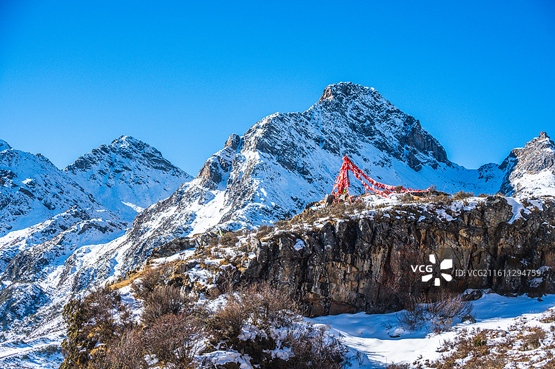 川西阿坝木城村梦笔山徒步环线雪山群图片素材