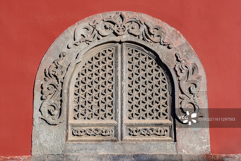 北京普度寺山门殿石拱窗图片素材