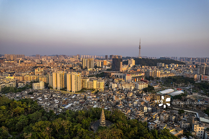 中国广东省阳江市天际线图片素材