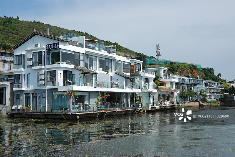 云南大理洱海双廊古镇双廊湿地公园海街海景民宿图片素材