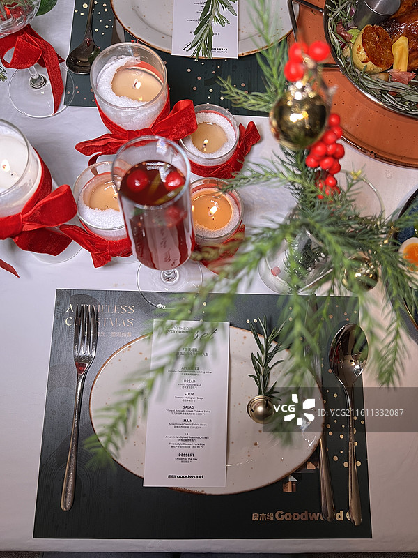 圣诞浪漫节日氛围约会西餐厅图片素材