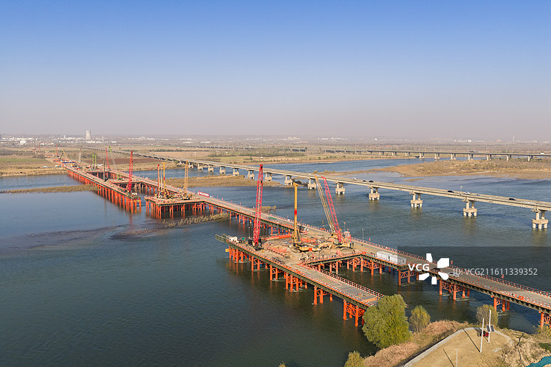 呼南高铁洛阳黄河公铁大桥图片素材