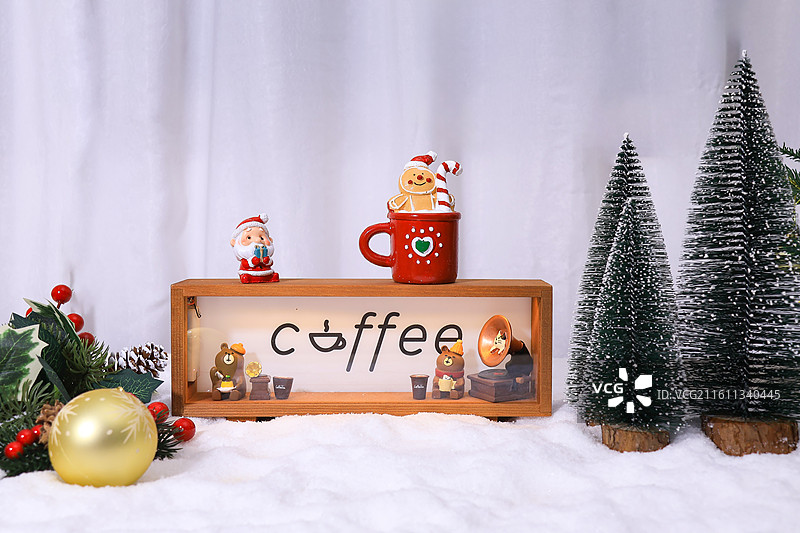 圣诞风主题雪景桌搭装饰摆件图片素材