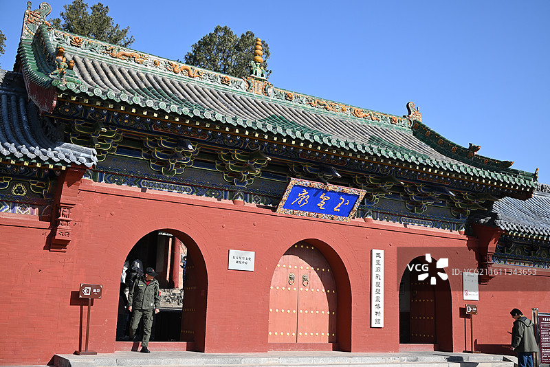 山西晋城玉皇庙中的建筑喜剧及彩塑图片素材