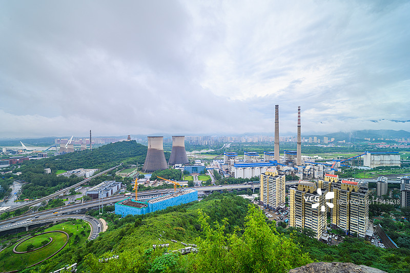 北京夏季雨后石景山首钢园图片素材