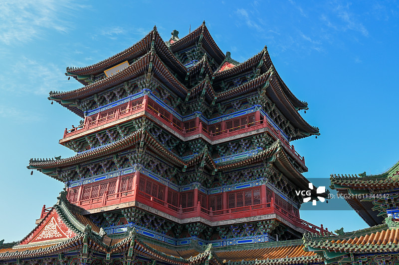 江南四大名楼之一：南京阅江楼，碧瓦朱楹映长江图片素材