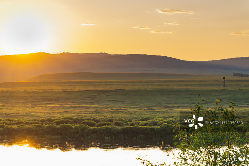 呼伦贝尔大草原的日落图片素材