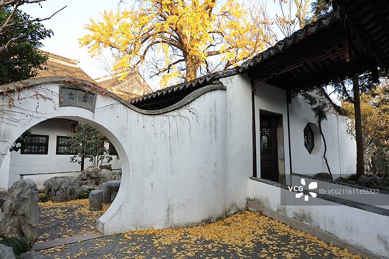 苏州园林怡园的云墙图片素材