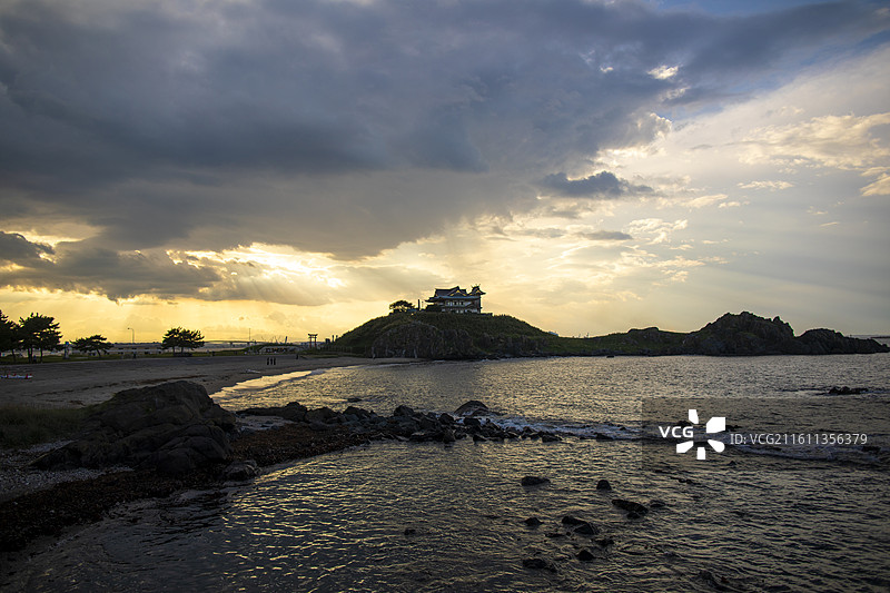 日本青森县八户芜岛神社的风光图片素材
