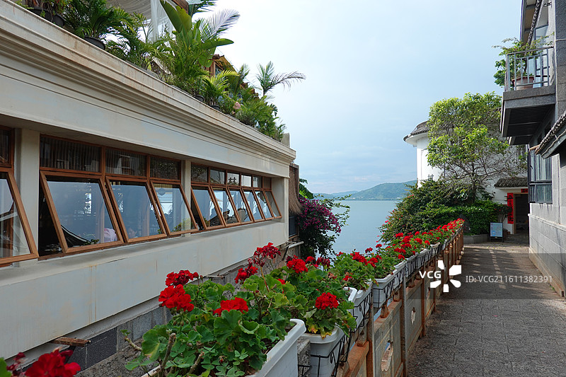 云南大理洱海双廊古镇：玉几岛玉几桥图片素材