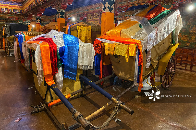 拉萨罗布林卡 金色颇章图片素材