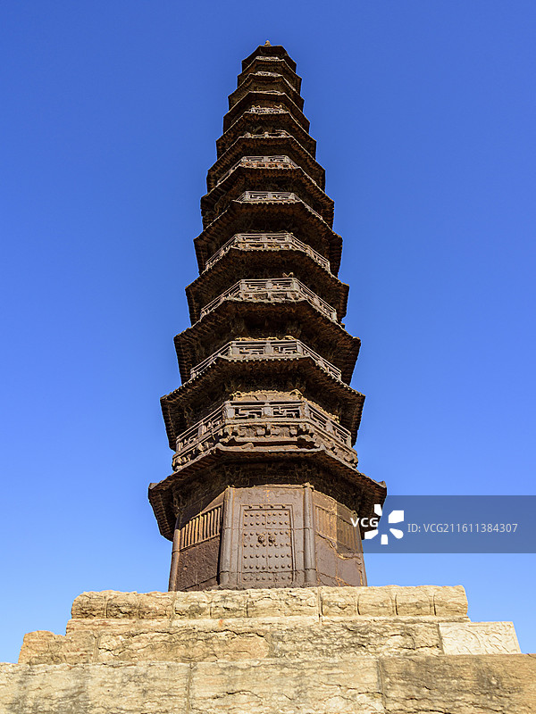 山东省聊城市东昌府区隆兴寺铁塔聊城铁塔图片素材