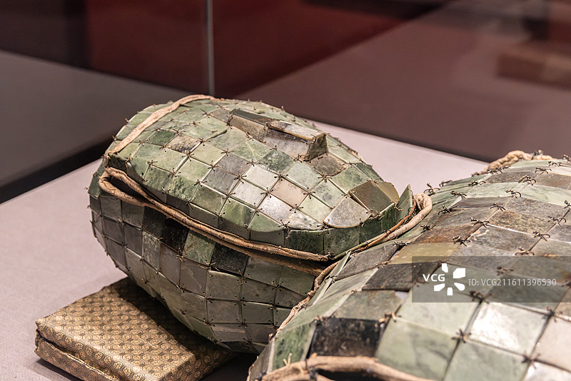 金缕玉衣，西汉，商丘永城市僖山汉墓出土，河南博物院馆藏图片素材