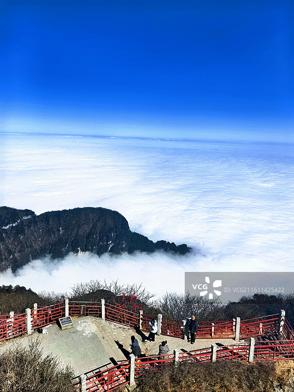 峨眉山金顶观云海图片素材