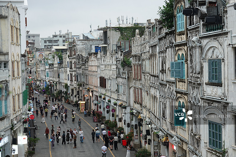 海南省海口市骑楼老街历史文化街区：龙华区中山路步行街骑楼街景图片素材
