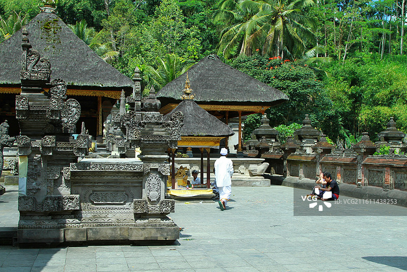 巴厘岛的火山与神庙图片素材