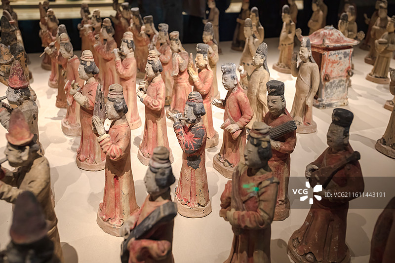 江西省博物馆外景及馆内展示的文物图片素材