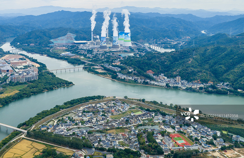 航拍广东粤电大埔电厂与三河古镇，三江汇流处。位于广东省梅州市大埔县图片素材
