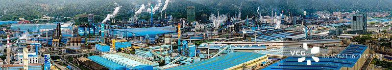 三明钢铁厂 工业厂房错综复杂高炉管道烟囱传送带 内陆山区三线建设 福建三钢闽光股份炼铁厂 工业旅游图片素材