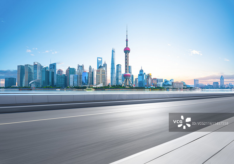 上海城市天际线道路图图片素材