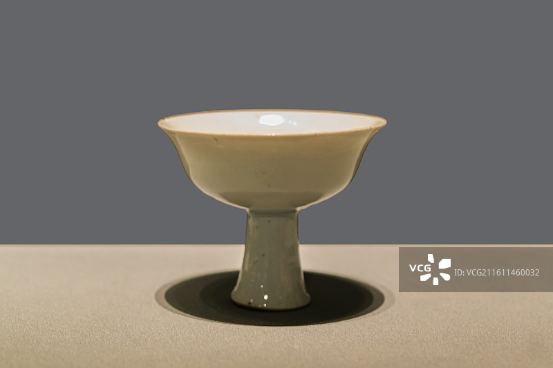 錾花高足金杯 金代 北京市西城区月坛南街出土 首都博物馆“北京通史陈列”展图片素材