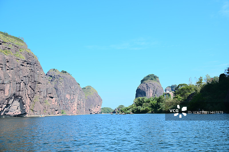 江西龙虎山丹霞地貌图片素材