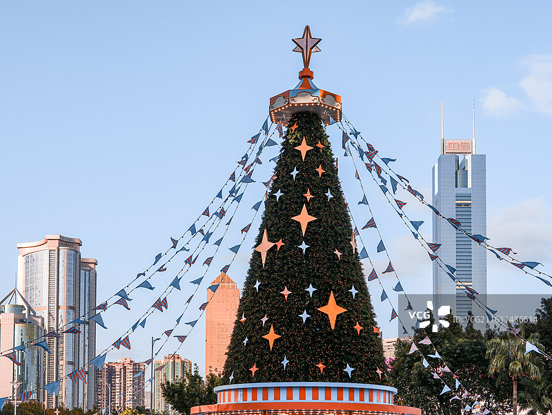 2025年广州天河城圣诞树图片素材