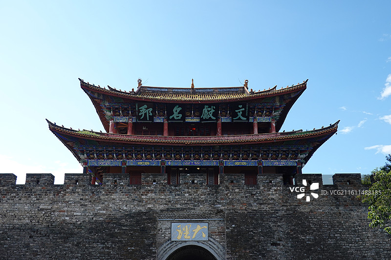 云南大理古城南门城门城楼城墙文献名邦图片素材