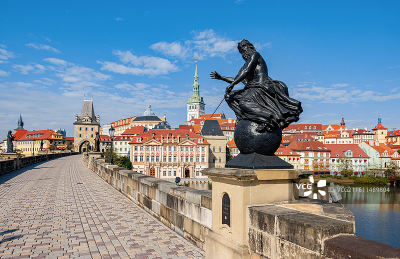 华为终端总部园区风光旖旎图片素材