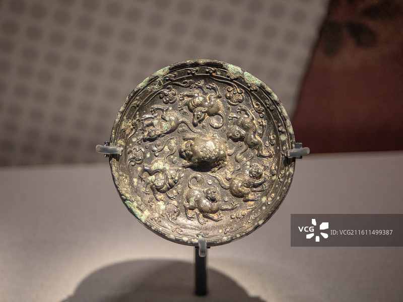 六狻猊铜镜·唐·中国江南水乡文化博物馆图片素材
