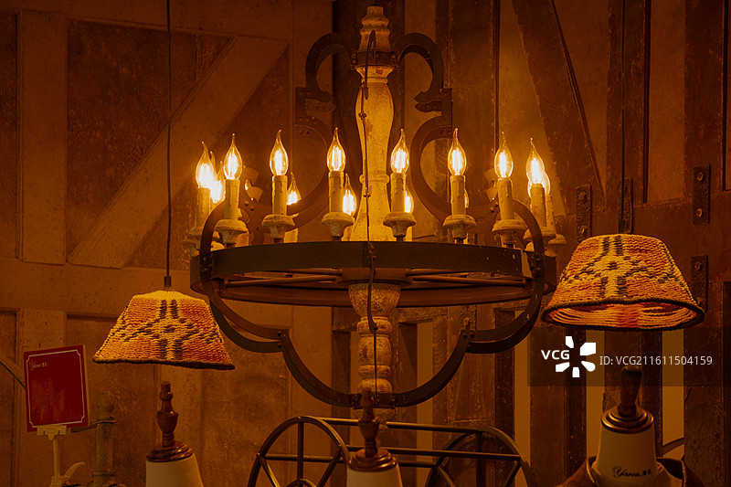 中世纪西方风格的吊灯模型图片素材