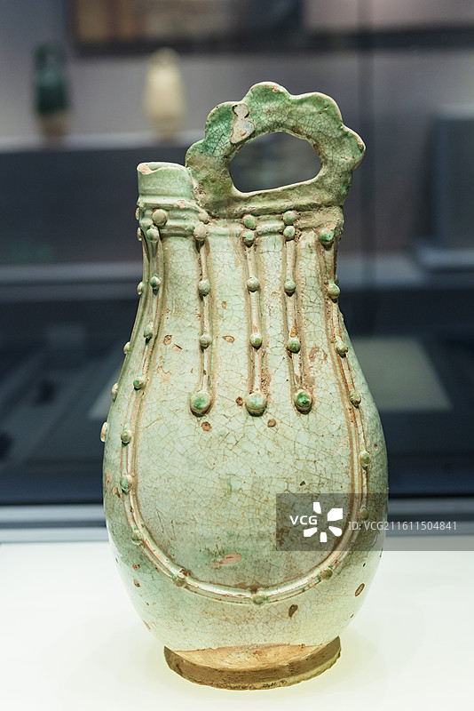 绿釉贴塑鸡冠壶 辽代 北京考古遗址博物馆：金中都水关遗址图片素材