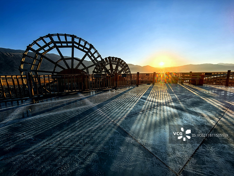 帕米尔高原日出图片素材