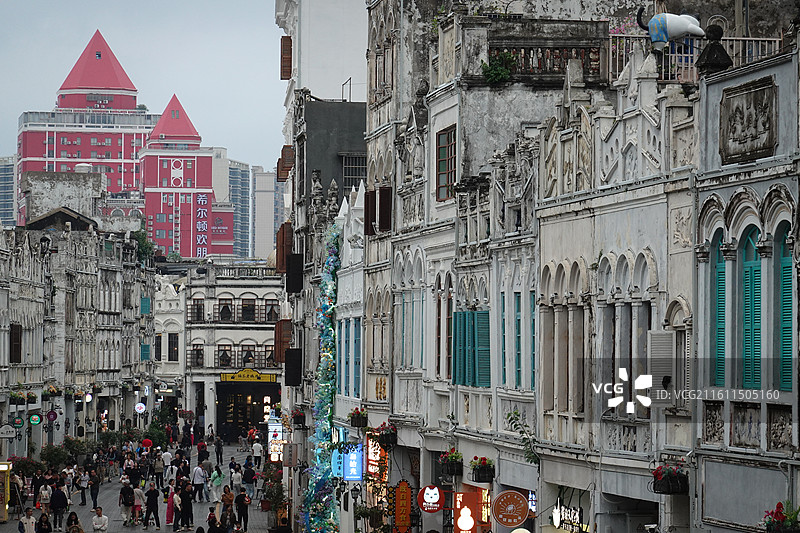 海南省海口市骑楼老街历史文化街区：龙华区中山路步行街骑楼街景图片素材