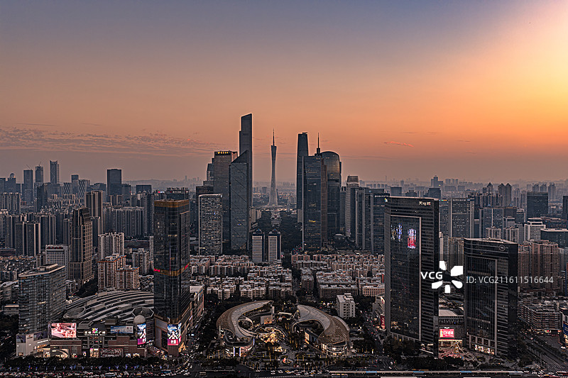 广州天际线夜景航拍图图片素材