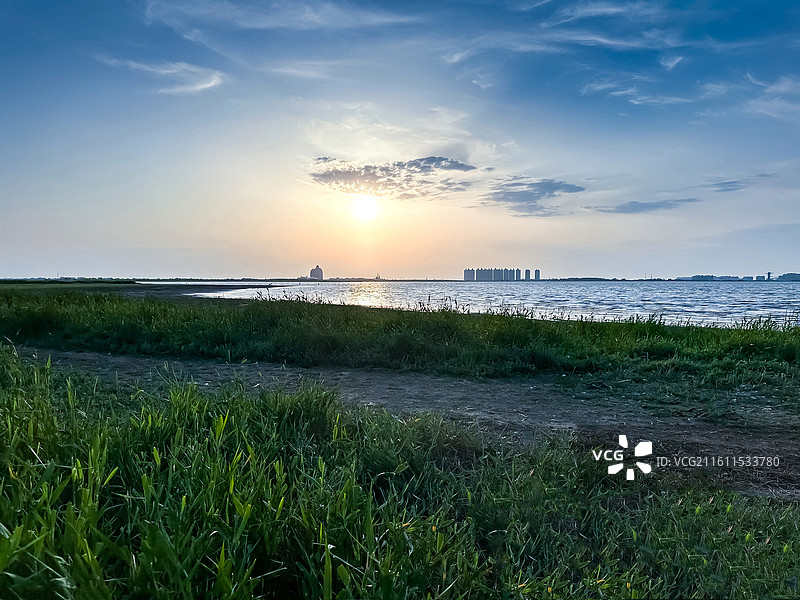 新疆五家渠水库图片素材