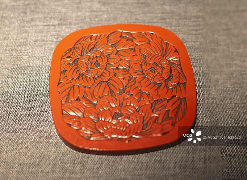 20世纪 仙台堆朱壶承 南京博物院图片素材