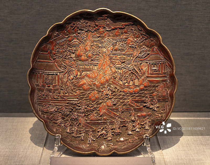 民国 铜胎剔红群仙祝寿图花口盘 南京博物院图片素材