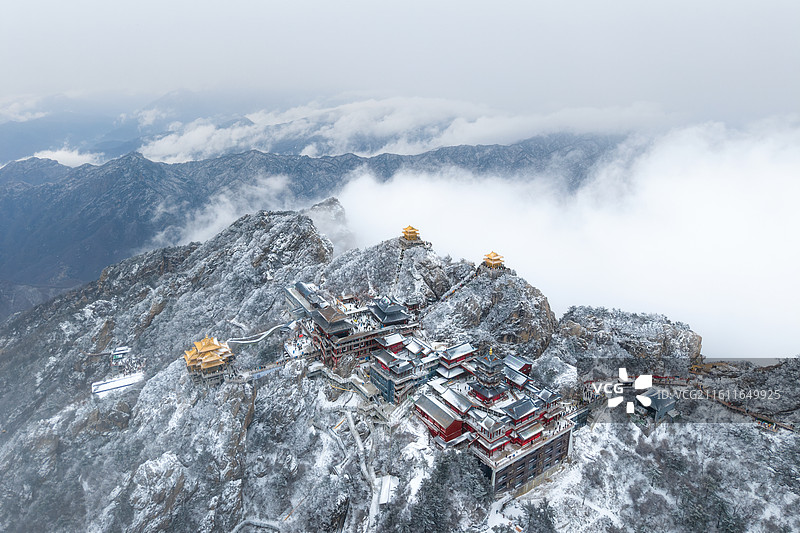 河南洛阳老君山雪景图片素材