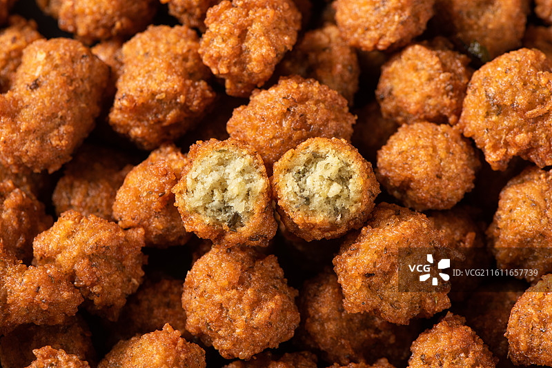 炸丸子绿豆丸子特写图片素材