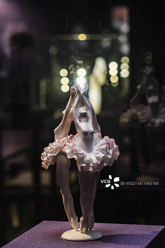 德化白瓷作品（中国妇女儿童博物馆展）图片素材