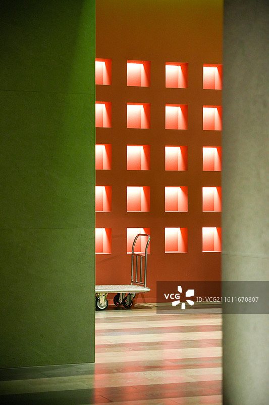 日本九州福冈皇宫酒店建筑色彩几何艺术设计感室内室外空间图片素材