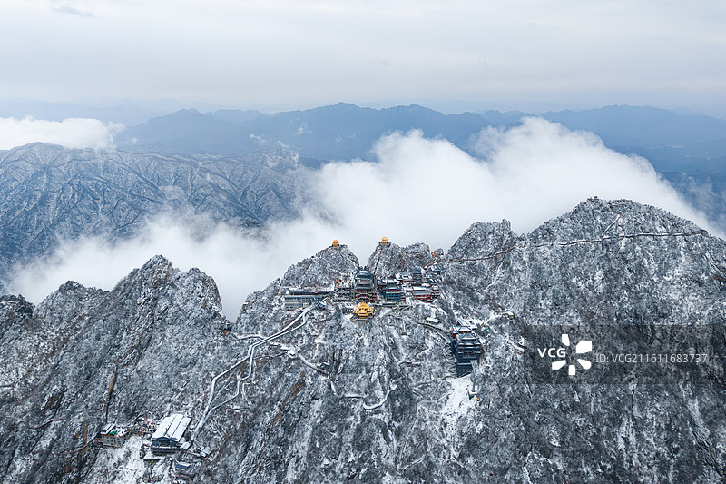 河南洛阳老君山雪景图片素材