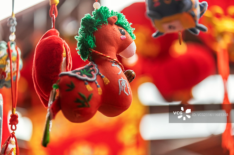 可爱的小马挂机，生肖马挂件，马年吉祥物图片素材